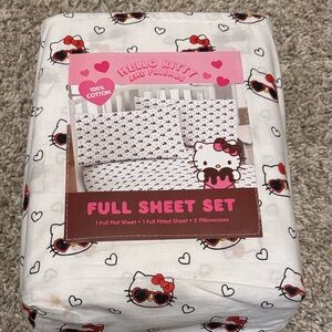 NWT Hello Kitty Heart Valentines Full Sheet Set